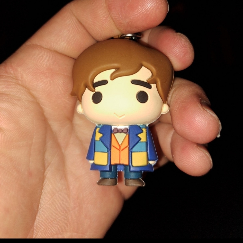 Blind bag newt scamander fantastic beats harry potter